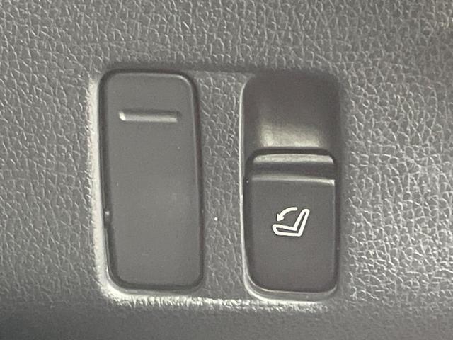 レヴォーグ 1.6STIスポーツアイサイト 4WD 純正ナビ バックカメラ サイドカメラ レーダークルコン 前席シートヒーター ブラインドスポットモニター LEDヘッド ビルシュタイン製ダンパー STI専用18インチアルミ ETC ドラレコ(44枚目)