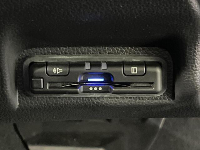 ヴェゼル ｅ：ＨＥＶ　Ｚ　４ＷＤ　純正９型ナビ　バックカメラ　ホンダセンシング　アダプティブクルコン　パワーバックドア　ステアリングヒーター　シートヒーター　ＥＴＣ　ドライブレコーダー　ワイヤレス充電　コーナーセンサー（30枚目）