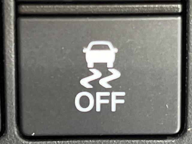 ヴェゼル ｅ：ＨＥＶ　Ｚ　４ＷＤ　純正９型ナビ　バックカメラ　ホンダセンシング　アダプティブクルコン　パワーバックドア　ステアリングヒーター　シートヒーター　ＥＴＣ　ドライブレコーダー　ワイヤレス充電　コーナーセンサー（43枚目）