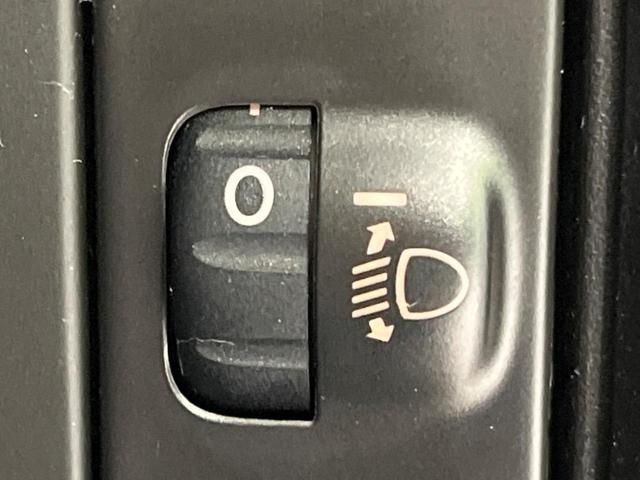 スペーシア ハイブリッドX 4WD セーフティーサポート 両側パワスラ SDナビ バックカメラ コーナーセンサー シートヒーター HIDヘッド オートハイビーム パークアシスト オートライト オートエアコン スマートキー(41枚目)