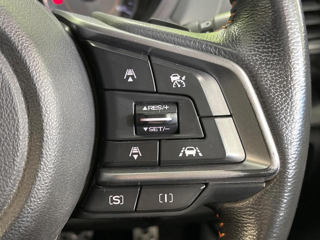 ＸＶ ２．０ｉ－Ｓ　アイサイト　４ＷＤ　純正８型ナビ　バックカメラ　レーダークルコン　アイサイト　パドルシフト　ルーフレール　ＥＴＣ　ハーフレザーシート　パワーシート　デュアルエアコン　フルセグＴＶ　オートライト　スマートキー（6枚目）