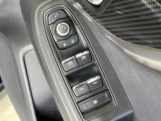 ＸＶ ２．０ｉ－Ｓ　アイサイト　４ＷＤ　純正８型ナビ　バックカメラ　レーダークルコン　アイサイト　パドルシフト　ルーフレール　ＥＴＣ　ハーフレザーシート　パワーシート　デュアルエアコン　フルセグＴＶ　オートライト　スマートキー（45枚目）