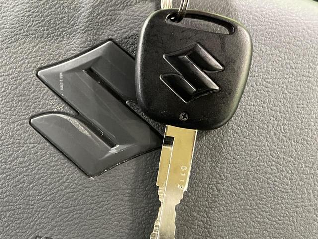 キャリイトラック KCエアコン・パワステ農繁仕様 4WD 純正ナビ セーフティサポート コーナーセンサー オートライト オートハイビーム ドライブレコーダー 車線逸脱警報 ヘッドライトレベライザー 3方開荷台 ダイアル式エアコン 横滑り防止装置(8枚目)