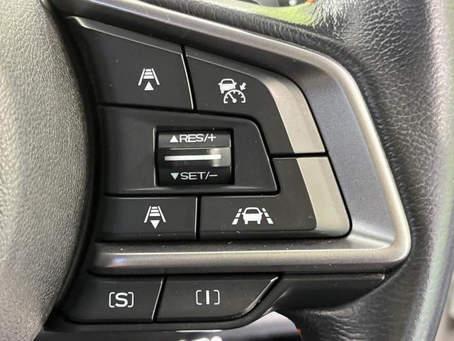 ＸＶ ２．０ｉ－Ｓ　アイサイト　４ＷＤ　純正８型ナビ　バックカメラ　衝突被害軽減システム　レーダークルーズ　レザーシート　スマートキー　ＬＥＤヘッド　ルーフレール　ＥＴＣ　オートライト　デュアルエアコン　Ｂｌｕｅｔｏｏｔｈ　ＣＤ（5枚目）