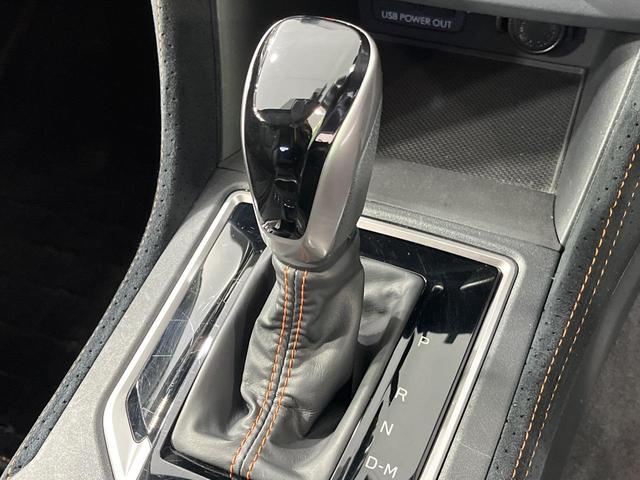 ＸＶ ２．０ｉ－Ｓ　アイサイト　４ＷＤ　純正８型ナビ　バックカメラ　衝突被害軽減システム　レーダークルーズ　レザーシート　スマートキー　ＬＥＤヘッド　ルーフレール　ＥＴＣ　オートライト　デュアルエアコン　Ｂｌｕｅｔｏｏｔｈ　ＣＤ（25枚目）