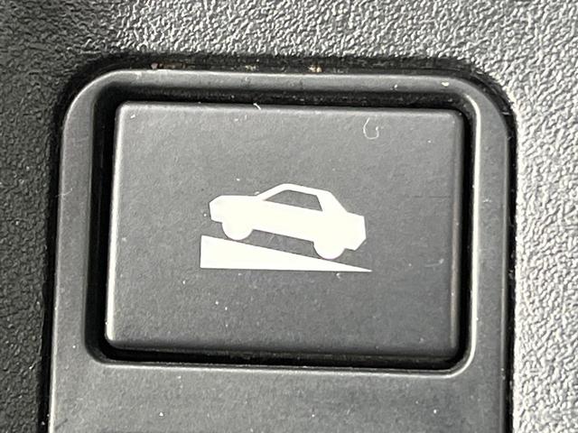 ＸＶ ２．０ｉ－Ｓ　アイサイト　４ＷＤ　純正８型ナビ　バックカメラ　衝突被害軽減システム　レーダークルーズ　レザーシート　スマートキー　ＬＥＤヘッド　ルーフレール　ＥＴＣ　オートライト　デュアルエアコン　Ｂｌｕｅｔｏｏｔｈ　ＣＤ（39枚目）