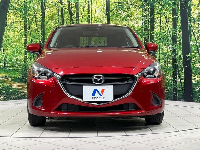 デミオ 13S 純正ナビ スマートブレーキサポート ブラインドスポットモニター バックカメラ シートヒーター LEDヘッド 禁煙車 スマートキー Bluetooth オートライト オートエアコン 革巻きステアリング(15枚目)