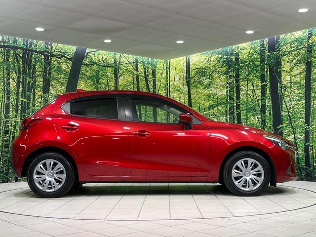 デミオ 13S 純正ナビ スマートブレーキサポート ブラインドスポットモニター バックカメラ シートヒーター LEDヘッド 禁煙車 スマートキー Bluetooth オートライト オートエアコン 革巻きステアリング(51枚目)