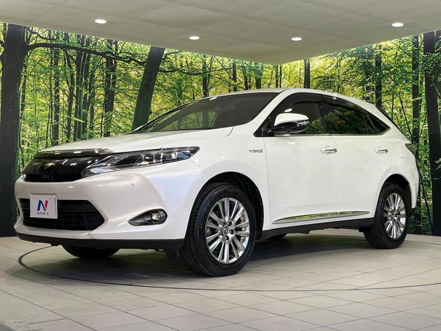 ハリアーハイブリッド プレミアム アドバンスドパッケージ 4WD 純正9型ナビ パノラミックビューモニター JBLサウンド 寒冷地仕様 レーダークルコン クリアランスソナー パワーバックドア ワイヤレス充電 パワーシート ETC LEDランプ LEDフォグ(56枚目)