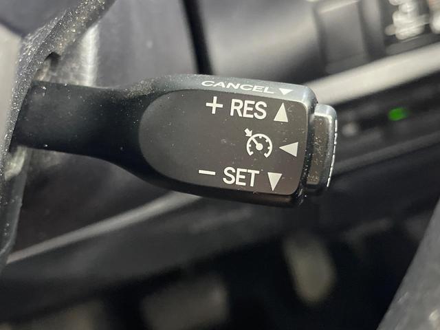 ヴォクシー ハイブリッドＸ　純正９型ナビ　後席モニター　両側パワースライドドア　バックカメラ　セーフティセンス　クルーズコントロール　ＥＴＣ　ドライブレコーダー　ＬＥＤランプ　オートライト　デュアルエアコン　スマートキー（34枚目）