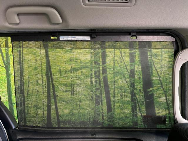ヴォクシー ハイブリッドＸ　純正９型ナビ　後席モニター　両側パワースライドドア　バックカメラ　セーフティセンス　クルーズコントロール　ＥＴＣ　ドライブレコーダー　ＬＥＤランプ　オートライト　デュアルエアコン　スマートキー（42枚目）