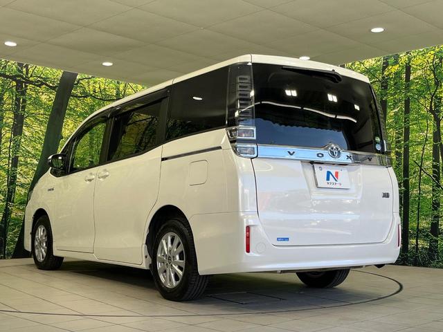 ヴォクシー ハイブリッドＸ　純正９型ナビ　後席モニター　両側パワースライドドア　バックカメラ　セーフティセンス　クルーズコントロール　ＥＴＣ　ドライブレコーダー　ＬＥＤランプ　オートライト　デュアルエアコン　スマートキー（59枚目）