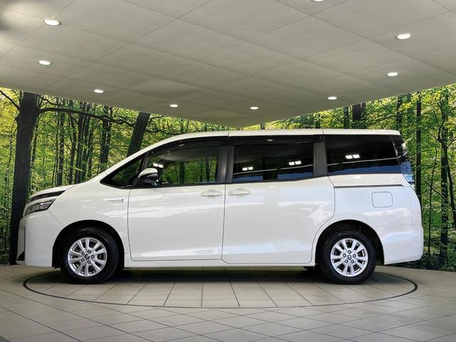 ヴォクシー ハイブリッドＸ　純正９型ナビ　後席モニター　両側パワースライドドア　バックカメラ　セーフティセンス　クルーズコントロール　ＥＴＣ　ドライブレコーダー　ＬＥＤランプ　オートライト　デュアルエアコン　スマートキー（60枚目）