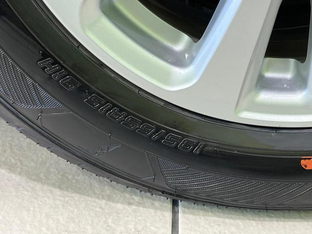 ヴォクシー ハイブリッドＸ　純正９型ナビ　後席モニター　両側パワースライドドア　バックカメラ　セーフティセンス　クルーズコントロール　ＥＴＣ　ドライブレコーダー　ＬＥＤランプ　オートライト　デュアルエアコン　スマートキー（64枚目）