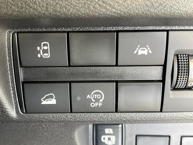 デリカミニ G 4WD 電動スライドドア 純正SDナビ バックカメラ 衝突被害軽減システム 禁煙車 ハーフレザーシート コーナーセンサー スマートキー LEDヘッド ルーフレール ビルトインETC オートハイビーム(4枚目)