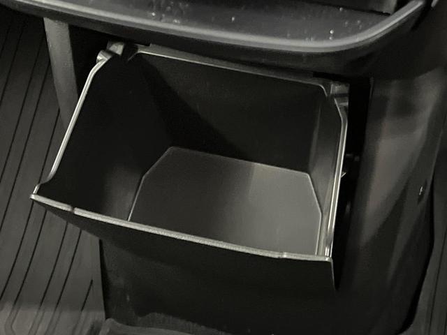 デリカミニ G 4WD 電動スライドドア 純正SDナビ バックカメラ 衝突被害軽減システム 禁煙車 ハーフレザーシート コーナーセンサー スマートキー LEDヘッド ルーフレール ビルトインETC オートハイビーム(50枚目)