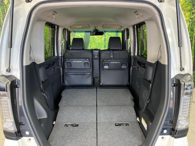 N-BOXカスタム G ターボSSブラックスタイルパッケージ 4WD 純正8型ナビ 両側パワースライドドア ターボ バックカメラ クルーズコントロール シティブレーキアクティブシステム 前席シートヒーター デジタルルームミラー ETC HIDランプ LEDフォグ(11枚目)