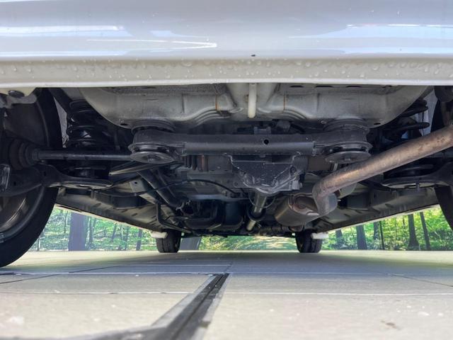 N-BOXカスタム G ターボSSブラックスタイルパッケージ 4WD 純正8型ナビ 両側パワースライドドア ターボ バックカメラ クルーズコントロール シティブレーキアクティブシステム 前席シートヒーター デジタルルームミラー ETC HIDランプ LEDフォグ(20枚目)