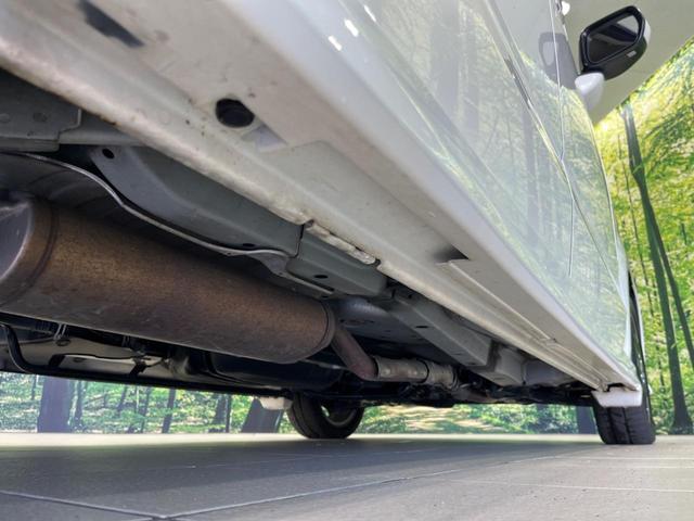 N-BOXカスタム G ターボSSブラックスタイルパッケージ 4WD 純正8型ナビ 両側パワースライドドア ターボ バックカメラ クルーズコントロール シティブレーキアクティブシステム 前席シートヒーター デジタルルームミラー ETC HIDランプ LEDフォグ(21枚目)