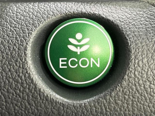 N-BOXカスタム G ターボSSブラックスタイルパッケージ 4WD 純正8型ナビ 両側パワースライドドア ターボ バックカメラ クルーズコントロール シティブレーキアクティブシステム 前席シートヒーター デジタルルームミラー ETC HIDランプ LEDフォグ(43枚目)