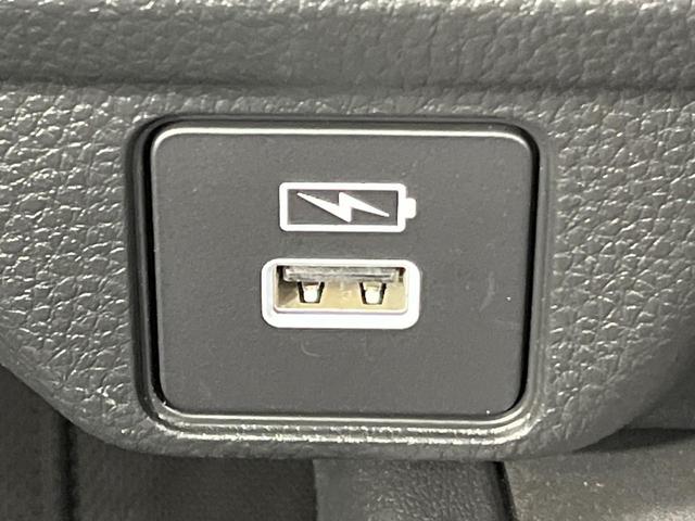 WR-V Z ホンダセンシング 純正8型ナビ バックカメラ フルセグTV Bluetooth ビルトインETC ドラレコ 禁煙車 LEDヘッドライト LEDフォグ オートライト コーナーセンサー スマートキー(37枚目)