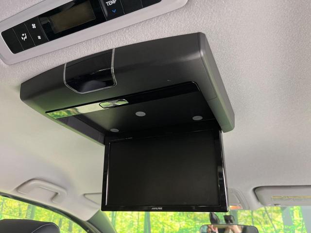 エスクァイア ハイブリッドＧｉ　セーフティセンス　両側電動スライド　ＡＬＰＩＮＥ１０型ナビ　フリップダウン　フルセグＴＶ　ＤＶＤ再生　Ｂｌｕｅｔｏｏｔｈ　禁煙車　クルーズコントロール　シートヒーター　ＬＥＤヘッドライト　オートライト（3枚目）