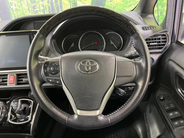 エスクァイア ハイブリッドＧｉ　セーフティセンス　両側電動スライド　ＡＬＰＩＮＥ１０型ナビ　フリップダウン　フルセグＴＶ　ＤＶＤ再生　Ｂｌｕｅｔｏｏｔｈ　禁煙車　クルーズコントロール　シートヒーター　ＬＥＤヘッドライト　オートライト（12枚目）