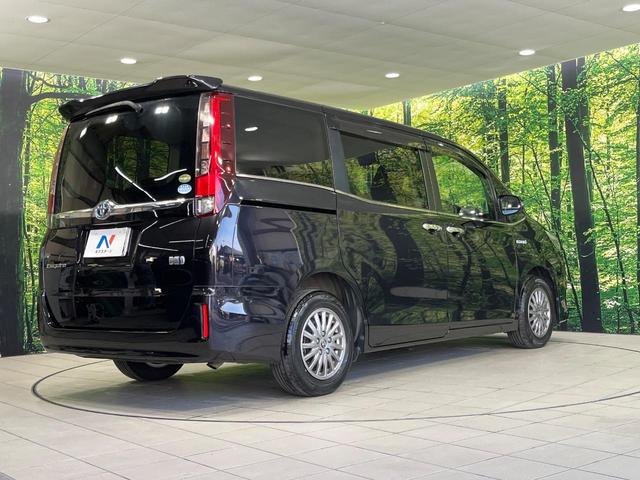 エスクァイア ハイブリッドＧｉ　セーフティセンス　両側電動スライド　ＡＬＰＩＮＥ１０型ナビ　フリップダウン　フルセグＴＶ　ＤＶＤ再生　Ｂｌｕｅｔｏｏｔｈ　禁煙車　クルーズコントロール　シートヒーター　ＬＥＤヘッドライト　オートライト（18枚目）