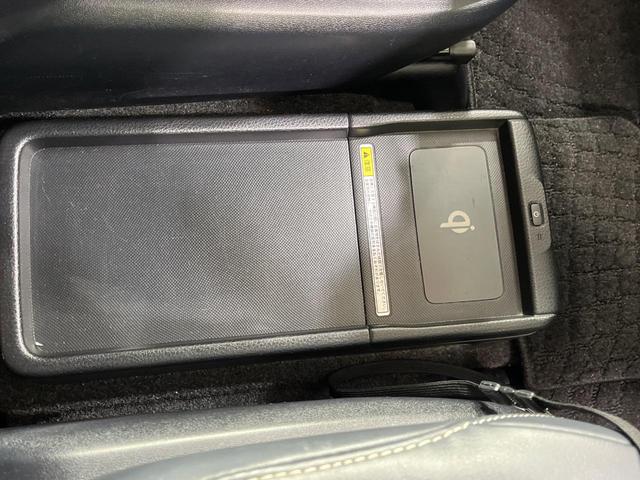 エスクァイア ハイブリッドＧｉ　セーフティセンス　両側電動スライド　ＡＬＰＩＮＥ１０型ナビ　フリップダウン　フルセグＴＶ　ＤＶＤ再生　Ｂｌｕｅｔｏｏｔｈ　禁煙車　クルーズコントロール　シートヒーター　ＬＥＤヘッドライト　オートライト（50枚目）