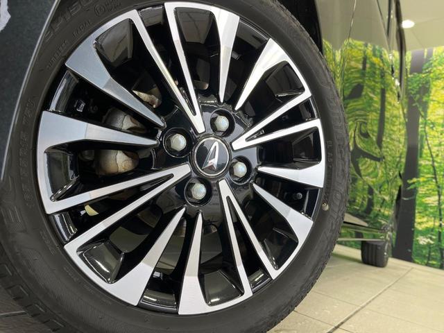 【純正１５インチアルミホイール】外観にマッチした純正アルミホイールを装着しております。各種社外アルミホイールや、スタッドレスタイヤも取扱いしております。是非ご相談ください♪