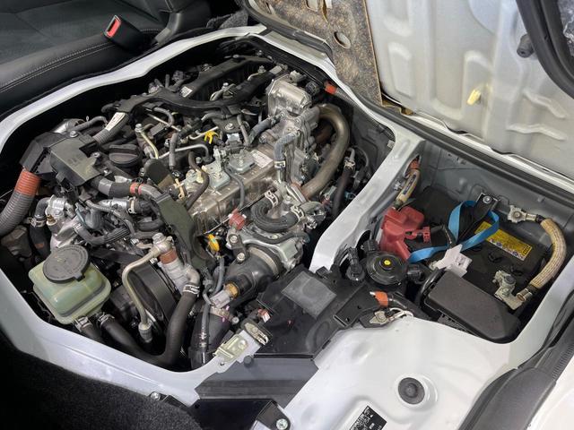 ハイエースバン スーパーGL ダークプライムII 4WD メモリーナビ 両側パワースライドドア バックカメラ セーフティセンス クリアランスソナー ETC LEDランプ LEDフォグ オートライト オートエアコン リアクーラー/ヒーター スマートキー(19枚目)