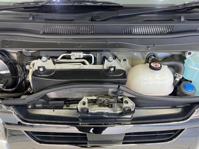 ハイエースバン スーパーGL ダークプライムII 4WD メモリーナビ 両側パワースライドドア バックカメラ セーフティセンス クリアランスソナー ETC LEDランプ LEDフォグ オートライト オートエアコン リアクーラー/ヒーター スマートキー(25枚目)