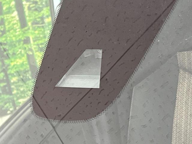 セレナ ハイウェイスター　Ｖセレ＋セーフティＩＩ　ＳＨＶ　純正ナビ　両側パワースライドドア　アラウンドビューモニター　エマージェンシーブレーキ　クルーズコントロール　ＥＴＣ　ＬＥＤランプ　フロントフォグ　オートライト　リアオートエアコン（6枚目）