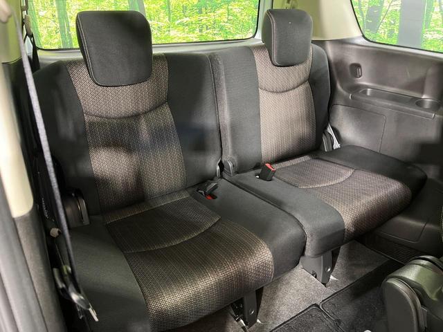 セレナ ハイウェイスター　Ｖセレ＋セーフティＩＩ　ＳＨＶ　純正ナビ　両側パワースライドドア　アラウンドビューモニター　エマージェンシーブレーキ　クルーズコントロール　ＥＴＣ　ＬＥＤランプ　フロントフォグ　オートライト　リアオートエアコン（10枚目）