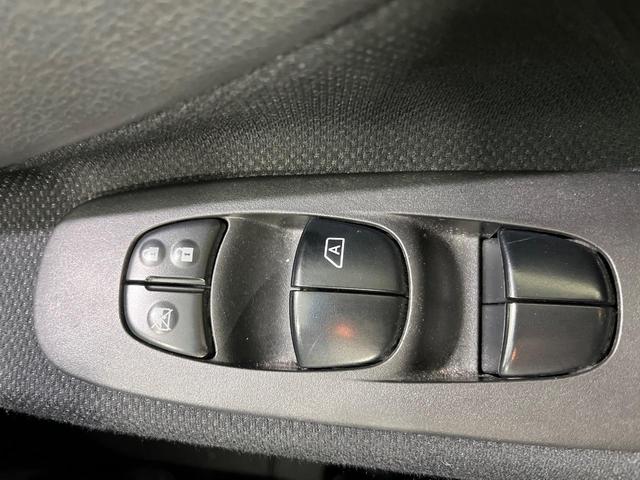 セレナ ハイウェイスター　Ｖセレ＋セーフティＩＩ　ＳＨＶ　純正ナビ　両側パワースライドドア　アラウンドビューモニター　エマージェンシーブレーキ　クルーズコントロール　ＥＴＣ　ＬＥＤランプ　フロントフォグ　オートライト　リアオートエアコン（43枚目）