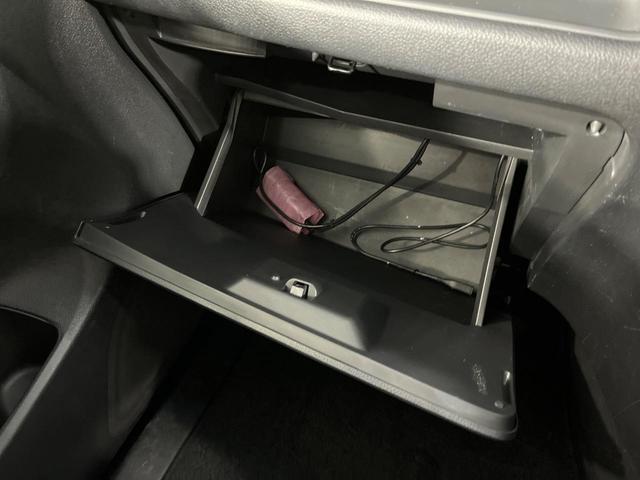 セレナ ハイウェイスター　Ｖセレ＋セーフティＩＩ　ＳＨＶ　純正ナビ　両側パワースライドドア　アラウンドビューモニター　エマージェンシーブレーキ　クルーズコントロール　ＥＴＣ　ＬＥＤランプ　フロントフォグ　オートライト　リアオートエアコン（55枚目）