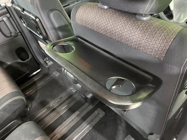 セレナ ハイウェイスター　Ｖセレ＋セーフティＩＩ　ＳＨＶ　純正ナビ　両側パワースライドドア　アラウンドビューモニター　エマージェンシーブレーキ　クルーズコントロール　ＥＴＣ　ＬＥＤランプ　フロントフォグ　オートライト　リアオートエアコン（56枚目）