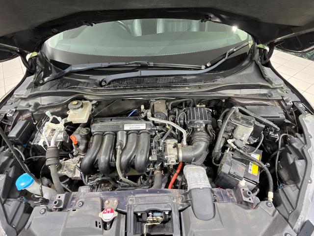 ヴェゼル ハイブリッドＺ・ホンダセンシング　純正８型ナビ　バックカメラ　ホンダセンシング　アダプティブクルコン　前席シートヒーター　ＥＴＣ　ルーフレール　パドルシフト　ＬＥＤランプ　ＬＥＤフォグ　デュアルエアコン　スマートキー　ハーフレザー（19枚目）