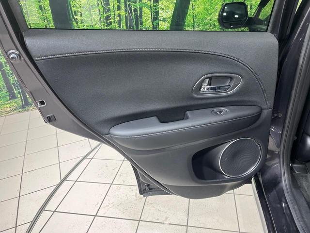 ヴェゼル ハイブリッドＺ・ホンダセンシング　純正８型ナビ　バックカメラ　ホンダセンシング　アダプティブクルコン　前席シートヒーター　ＥＴＣ　ルーフレール　パドルシフト　ＬＥＤランプ　ＬＥＤフォグ　デュアルエアコン　スマートキー　ハーフレザー（42枚目）