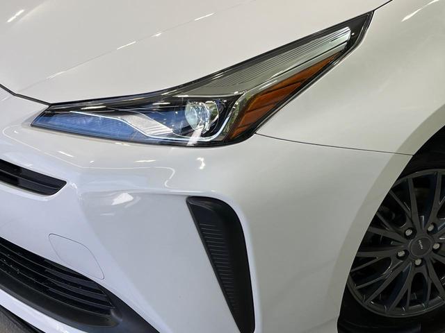 プリウス Ｓ　メモリーナビ　バックカメラ　セーフティセンス　レーダークルコン　ＥＴＣ　ドライブレコーダー　Ｂｌｕｅｔｏｏｔｈ　ＬＥＤランプ　オートマチックハイビーム　オートライト　オートエアコン　スマートキー（13枚目）