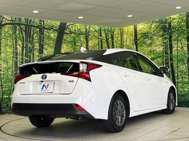 プリウス Ｓ　メモリーナビ　バックカメラ　セーフティセンス　レーダークルコン　ＥＴＣ　ドライブレコーダー　Ｂｌｕｅｔｏｏｔｈ　ＬＥＤランプ　オートマチックハイビーム　オートライト　オートエアコン　スマートキー（18枚目）