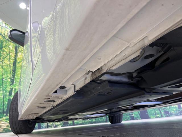 プリウス Ｓ　メモリーナビ　バックカメラ　セーフティセンス　レーダークルコン　ＥＴＣ　ドライブレコーダー　Ｂｌｕｅｔｏｏｔｈ　ＬＥＤランプ　オートマチックハイビーム　オートライト　オートエアコン　スマートキー（22枚目）