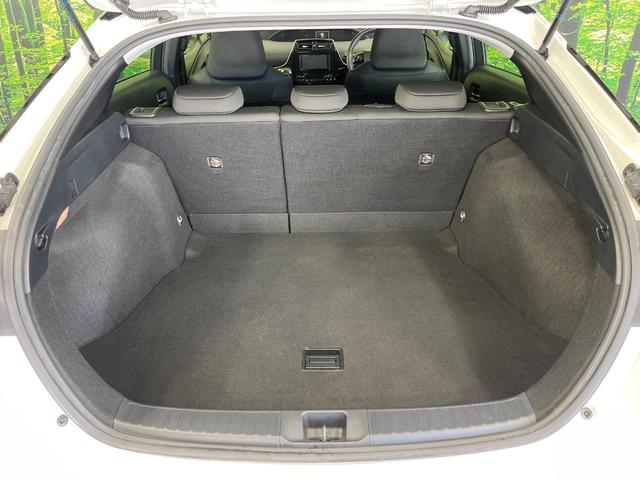 プリウス Ｓ　メモリーナビ　バックカメラ　セーフティセンス　レーダークルコン　ＥＴＣ　ドライブレコーダー　Ｂｌｕｅｔｏｏｔｈ　ＬＥＤランプ　オートマチックハイビーム　オートライト　オートエアコン　スマートキー（47枚目）