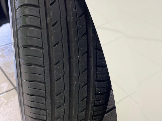 プリウス Ｓ　メモリーナビ　バックカメラ　セーフティセンス　レーダークルコン　ＥＴＣ　ドライブレコーダー　Ｂｌｕｅｔｏｏｔｈ　ＬＥＤランプ　オートマチックハイビーム　オートライト　オートエアコン　スマートキー（62枚目）