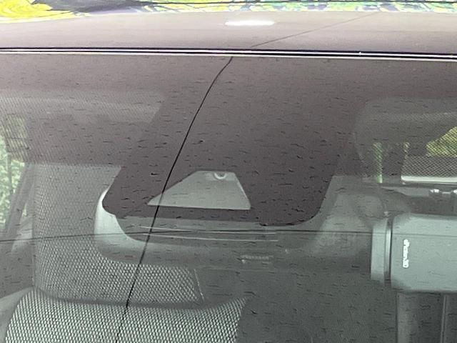 ヤリスクロス ハイブリッドＺ　４ＷＤ　純正８型ナビ　バックカメラ　セーフティセンス　レーダークルコン　ブラインドスポットモニター　パワーバックドア　ルーフレール　１００Ｖ電源　前席シートヒーター　パワーシート　ＥＴＣ　ドラレコ（6枚目）