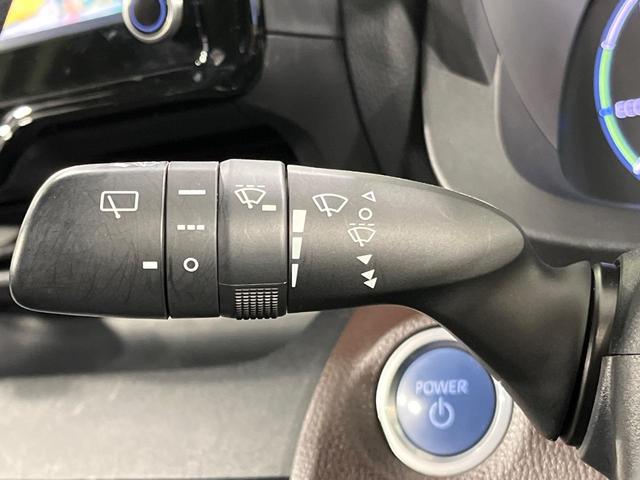 ヤリスクロス ハイブリッドＺ　４ＷＤ　純正８型ナビ　バックカメラ　セーフティセンス　レーダークルコン　ブラインドスポットモニター　パワーバックドア　ルーフレール　１００Ｖ電源　前席シートヒーター　パワーシート　ＥＴＣ　ドラレコ（34枚目）