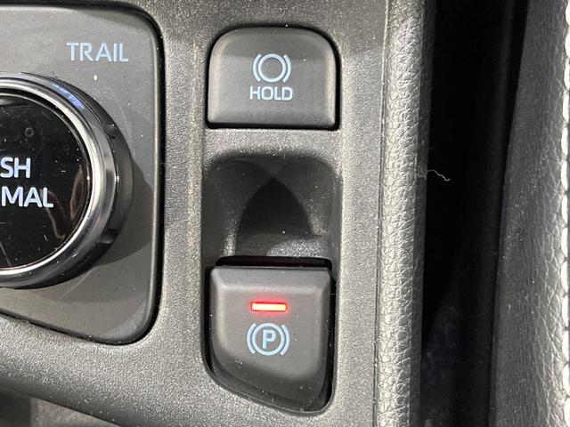 ヤリスクロス ハイブリッドＺ　４ＷＤ　純正８型ナビ　バックカメラ　セーフティセンス　レーダークルコン　ブラインドスポットモニター　パワーバックドア　ルーフレール　１００Ｖ電源　前席シートヒーター　パワーシート　ＥＴＣ　ドラレコ（43枚目）