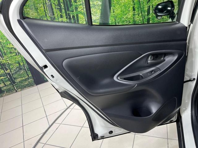 ヤリスクロス ハイブリッドＺ　４ＷＤ　純正８型ナビ　バックカメラ　セーフティセンス　レーダークルコン　ブラインドスポットモニター　パワーバックドア　ルーフレール　１００Ｖ電源　前席シートヒーター　パワーシート　ＥＴＣ　ドラレコ（51枚目）