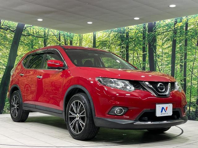 高透明度のガラス皮膜で撥水はもちろん、上質なツヤ・光沢を実現。紫外線や酸性雨から大切な愛車を保護し、色あせ・劣化を防止。「弾スプラッシュコート」、「弾プリミッサコート」からお選びいただけます。