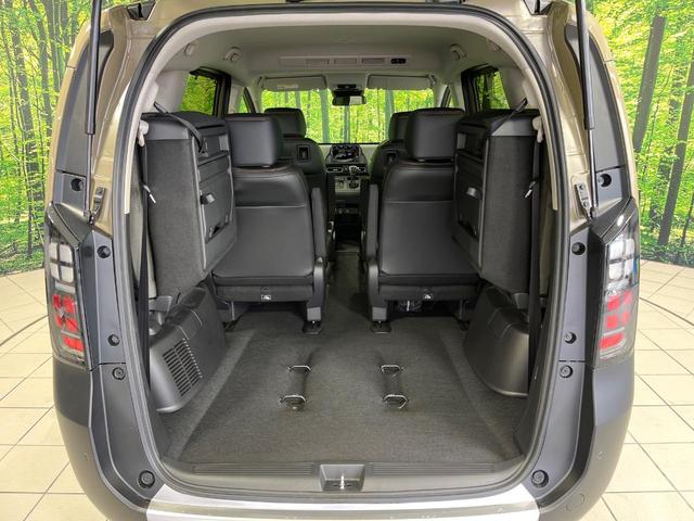 フリード e:HEVクロスター 4WD 登録済未使用車 両側パワースライドドア ホンダセンシング アダプティブクルコン ブラインドスポットモニター 前席シートヒーター オートブレーキホールド LEDランプ LEDフォグ スマートキー(11枚目)